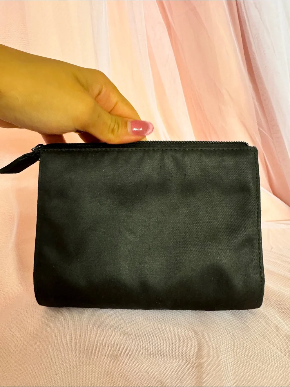👛kate spade new york Black Zipper Makeup Bag Cosmetic Pouch